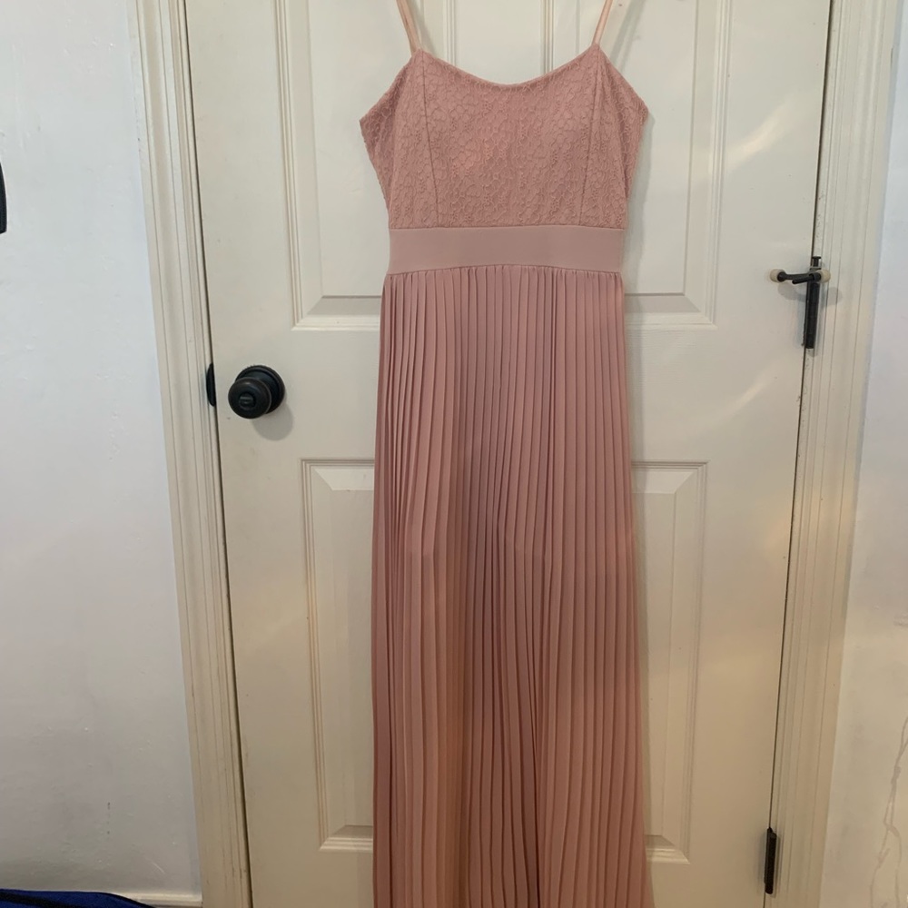 Casual pink dress